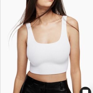aritzia babaton Sculpt Knit Squareneck Cropped Tank
Cropped, ribbed tank top